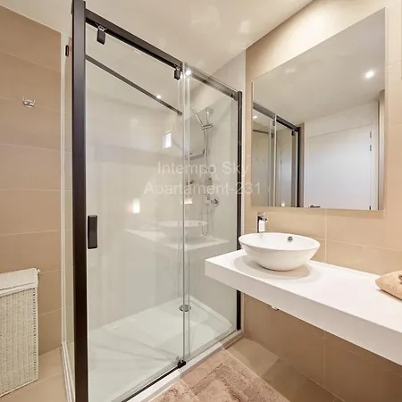 Intempo Sky Apartament-231 * بينايدورم