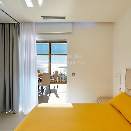 Intempo Sky Apartament-231 *